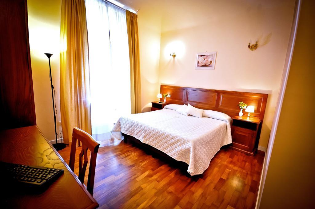 Hotel Relais Cavour Roma Habitación foto