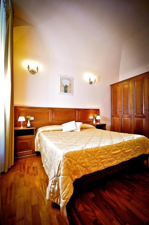 Hotel Relais Cavour Roma Exterior foto